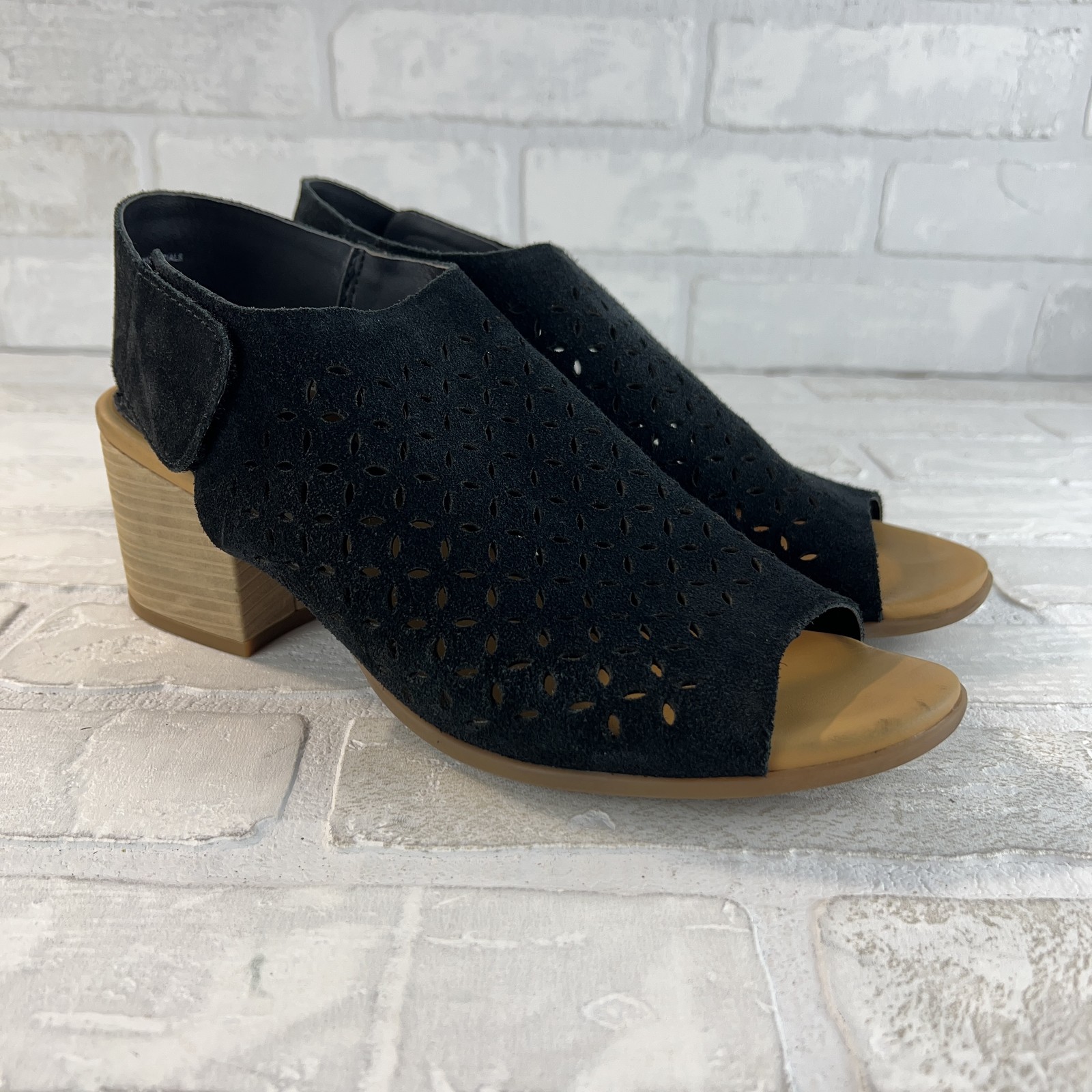 APL Scarpe Korks donna 8 5 nere pelle scamosciata punta aperta tacco a blocco sandali ritagliato