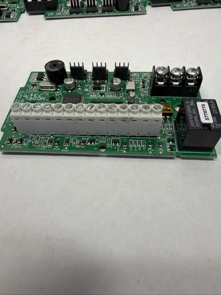 Módulo de control de acceso DMP 734 Foto 4 de 4