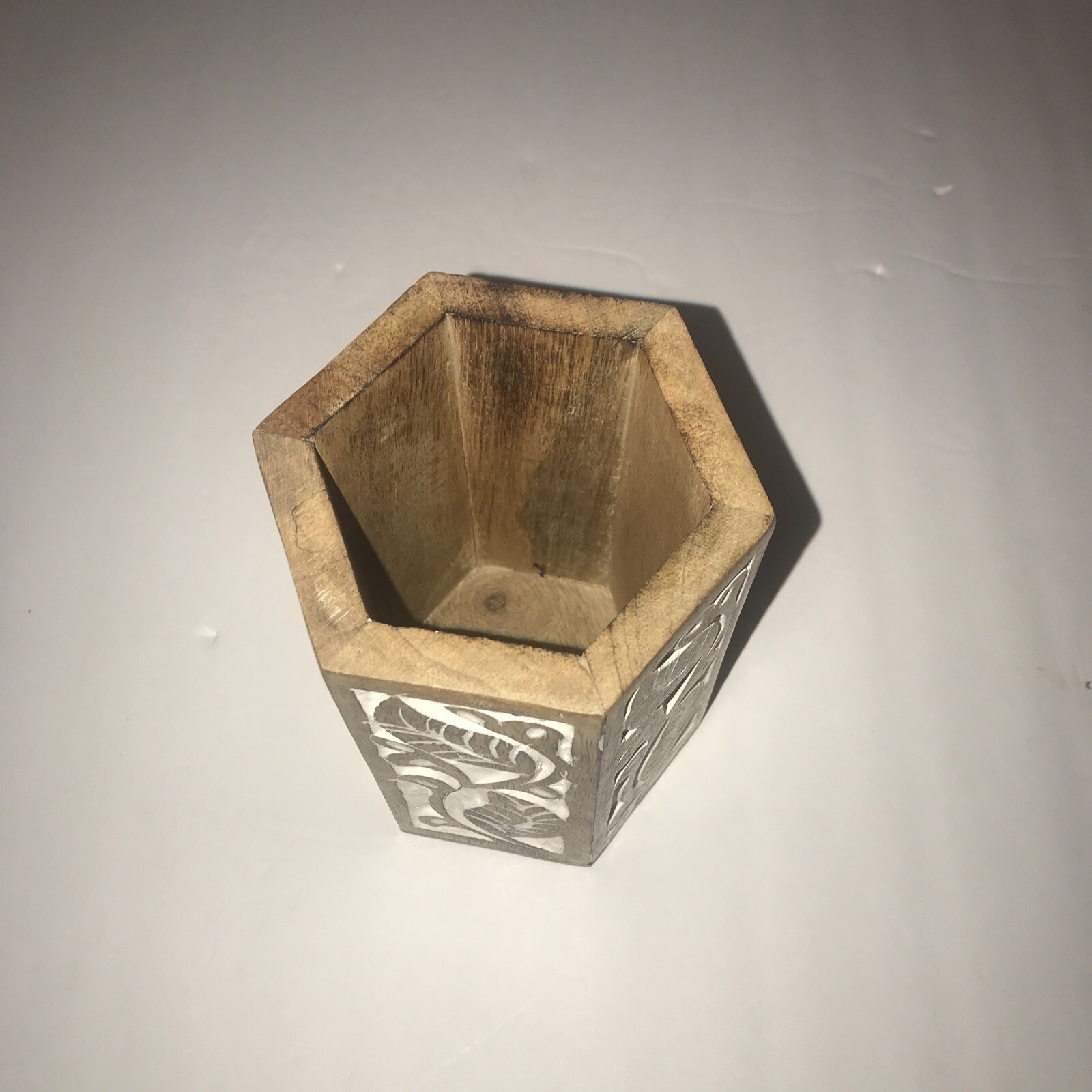 Pen Holder. Desk Organizer. Wood. White.