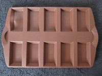 Tupperware Pralinen Silikon-Backform - Braun - Neu