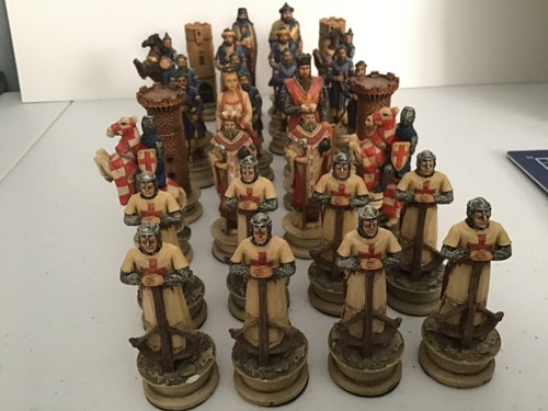 Crociate Medievali Arabo Vs Scacchi Cristiani Set 32 pezzi - Foto 5 di 12