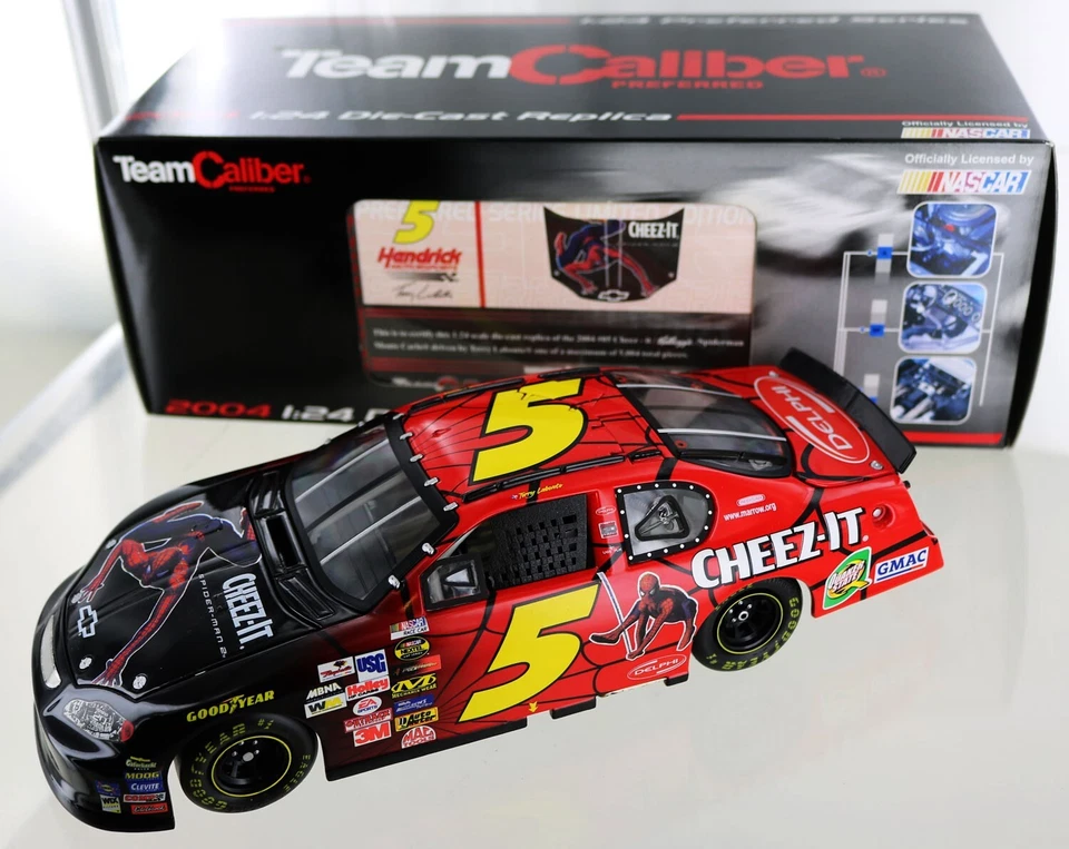 Terry Labonte #5 Cheeze-It/Kellog's /Spiderman 2004 Monte Carlo 1-24th diecast - Image 2 of 3