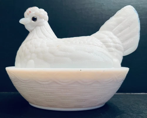 Atterbury 8" Large Hen on Nest Milk Glass Covered Animal Dish