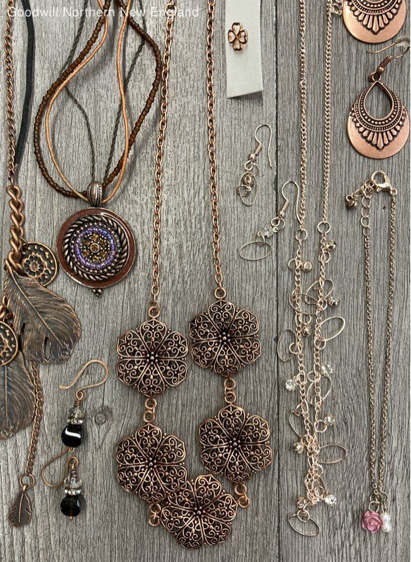 Rose Gold & Copper Or Coppertone Costume Jewelry Lot w. Earrings