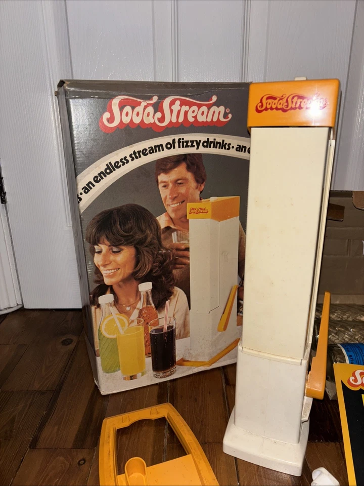 Soda Stream Classic Vintage Retro Original From 80’s With Bottles Original Box - Image 2 of 4