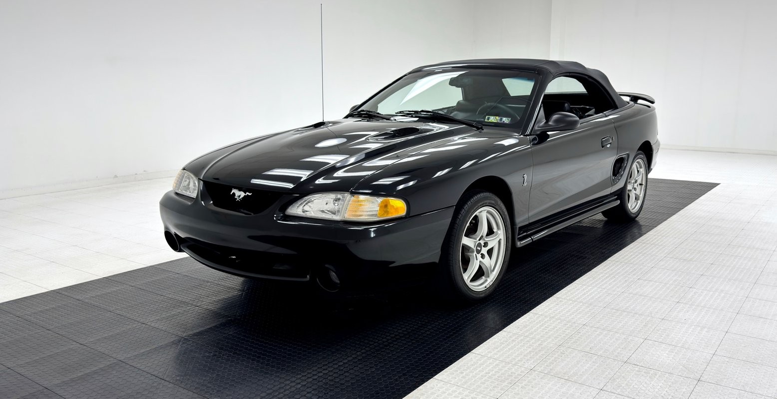 1998 Ford Mustang SVT Cobra Base