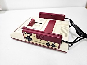 Nintendo Famicom Console 711 Japan Console Only