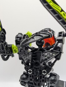 LEGO Bionicle 7136 Skrall - Complete With Instruction Manual (No Box)