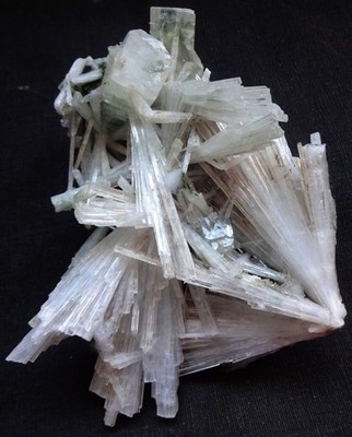 TOLLE SCOLESIT SPRYS FORMATION MIT APOPHYLLIT WÜRFEL MINERALIEN EXEMPLAR * 4,3