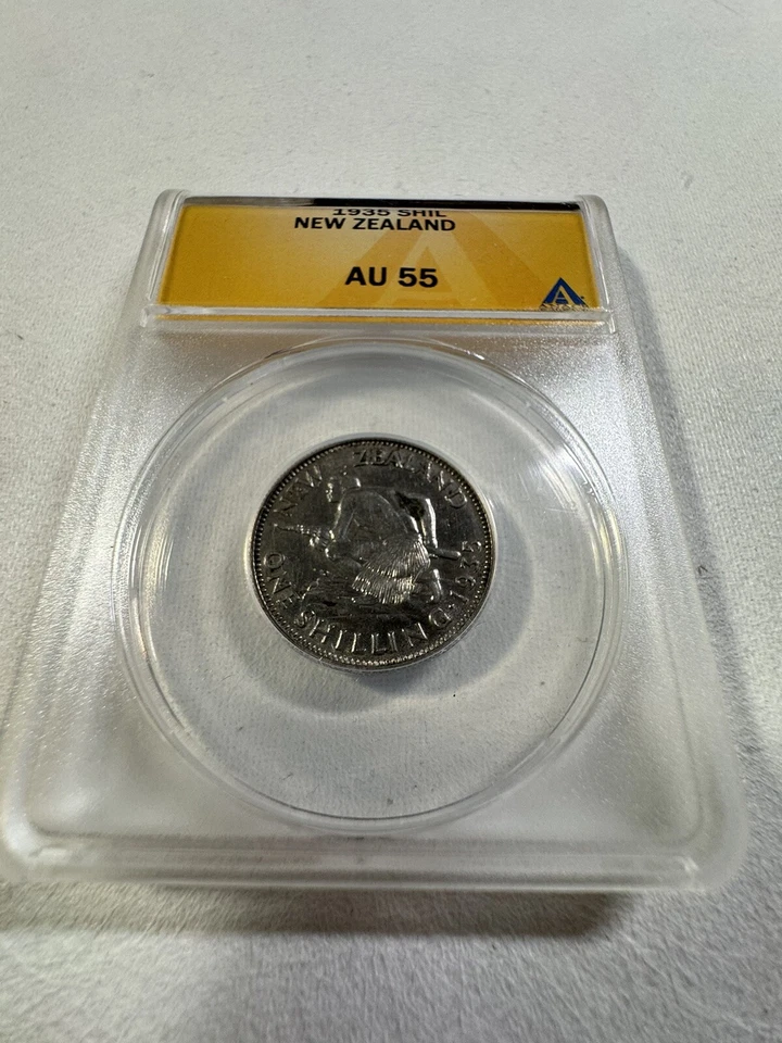 1935 New Zealand 1 Shilling Silver Coin Graded AU 55 by ANACS - Image 2 of 4