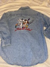 1996 Warner Bros Studio Store Looney Tunes Men Denim Shirt S THATS ALL FOLKS