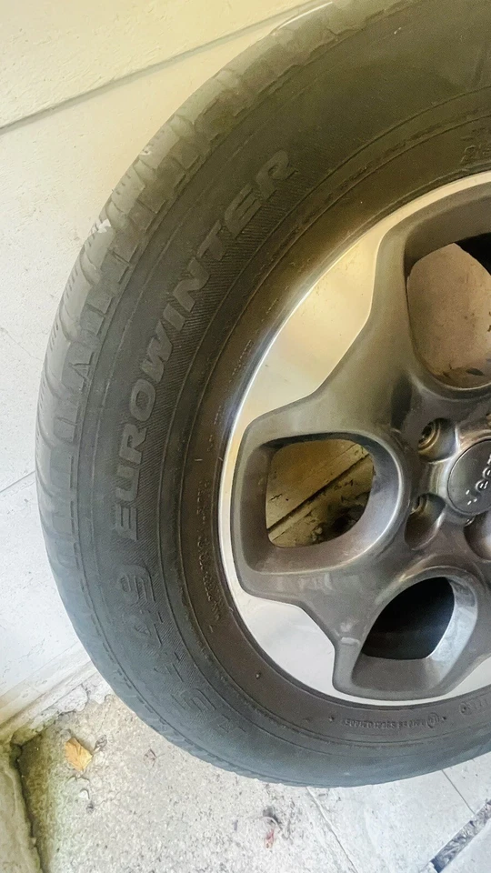 4x jeep Alufelgen 6,5JX16H2ET40 Falken Eurowinter 215/65R16 98H - Bild 2 von 4