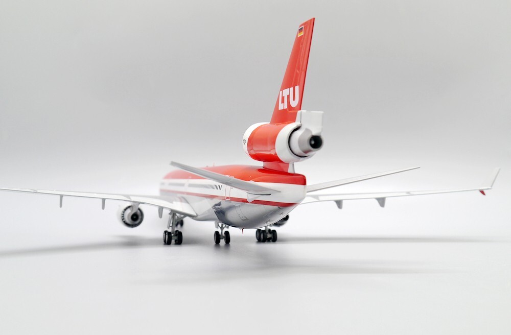 JC WINGS 1/200 LH2313, McDonnell Douglas MD11, LTU International D