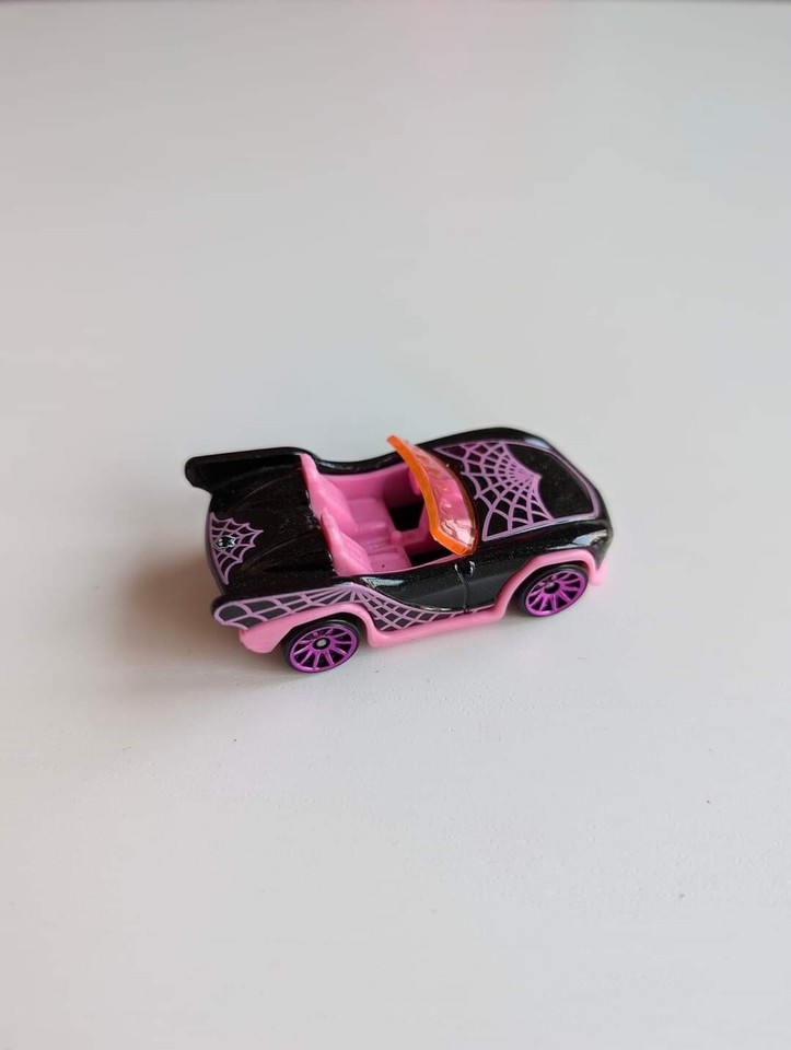 Hot Wheels HTC80 Monster High Ghoul Mobile Schwarz Netz