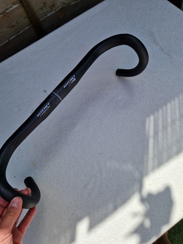 Ritchey WCS Evo Curve Carbon Handlebars,  44cm C-C,   Very Good Condition !
