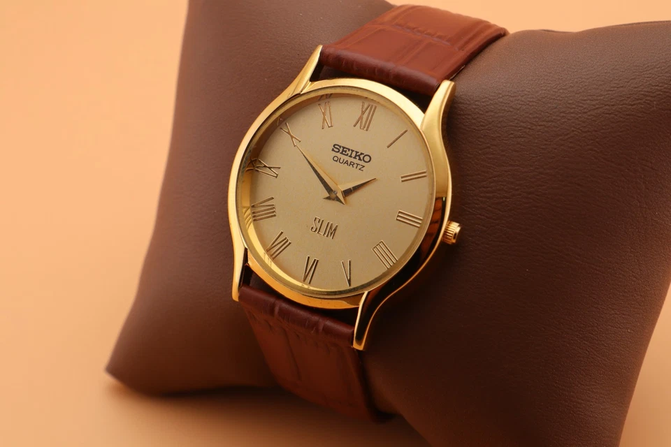 Vintage Seiko Round Quartz Men’s Watch Fitted With Brand-New Battery - New Strap - Image 3 of 4