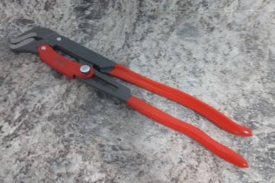 Knipex 83 61 020 2.75 In Max Opening Pipe Wrench
