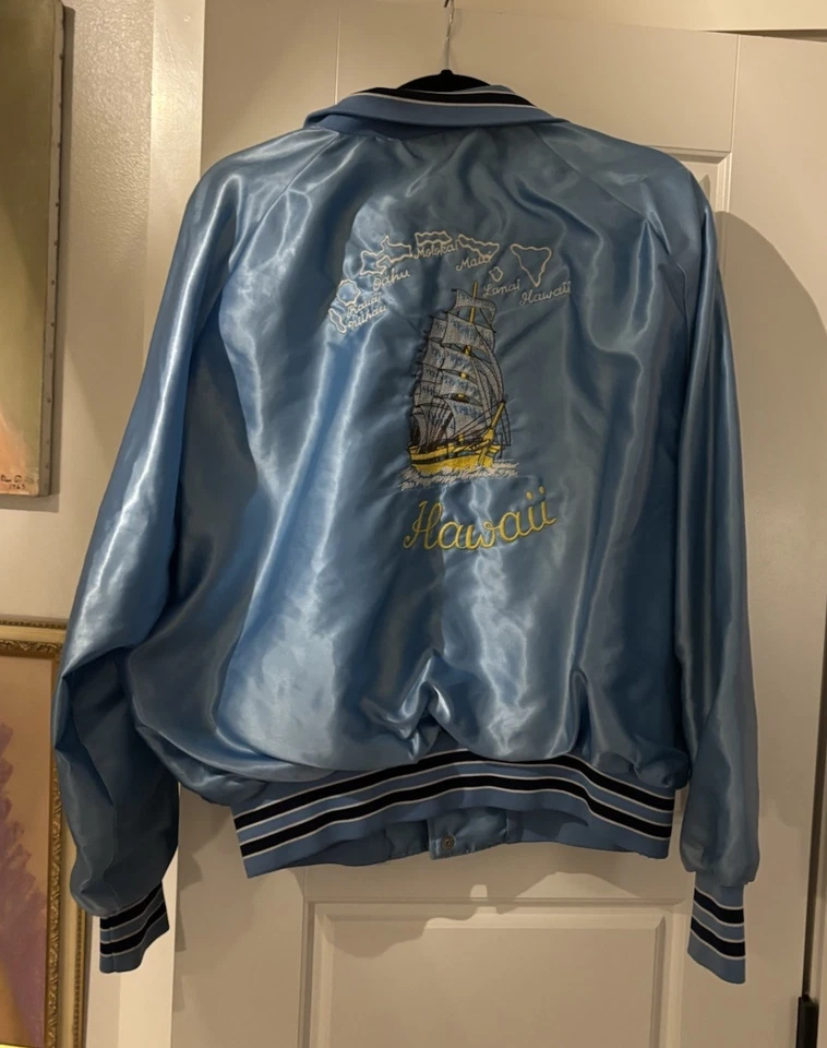 Vintage Post WWII Souvenir Hawaii Satin Bomber Jacket Named Large - Image 2 of 4
