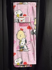 NWT Peanuts Snoopy Valentines Pink Hearts Soft Plush Throw Blanket NEW 50  x70  