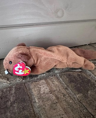 Ty Beanie Baby Bucky the Beaver - Style 4016; DOB 6.8.1995