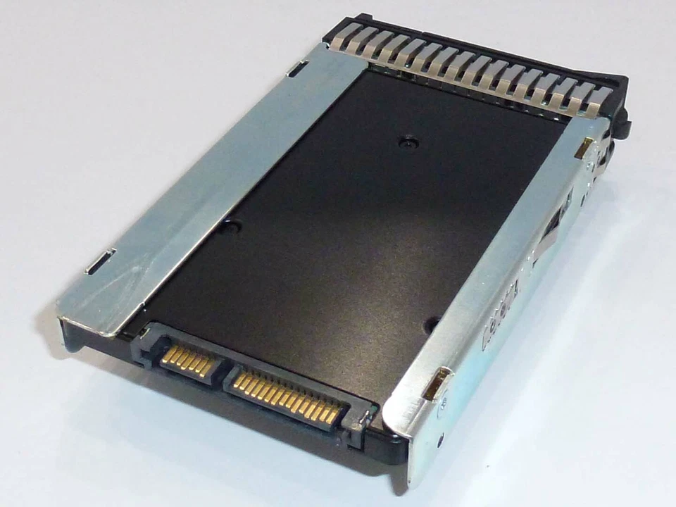 Lenovo System X  00YC386 120GB SSD SATA 6Gb/s 2.5" Hard Drive 00YC385  00YC389 - Image 4 of 4