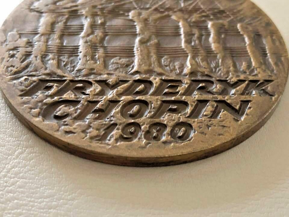 FRYDERYK CHOPIN 1980 ブロンズメダル 70 mm N148 Polish Composer FREDERIC CHOPIN 1980 Bronze Medal MARKIEWICZ