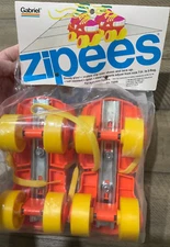 VINTAGE 1980 ZIPEES YOUTH ROLLER PLASTIC SKATES BY GABRIEL NIP SEALED