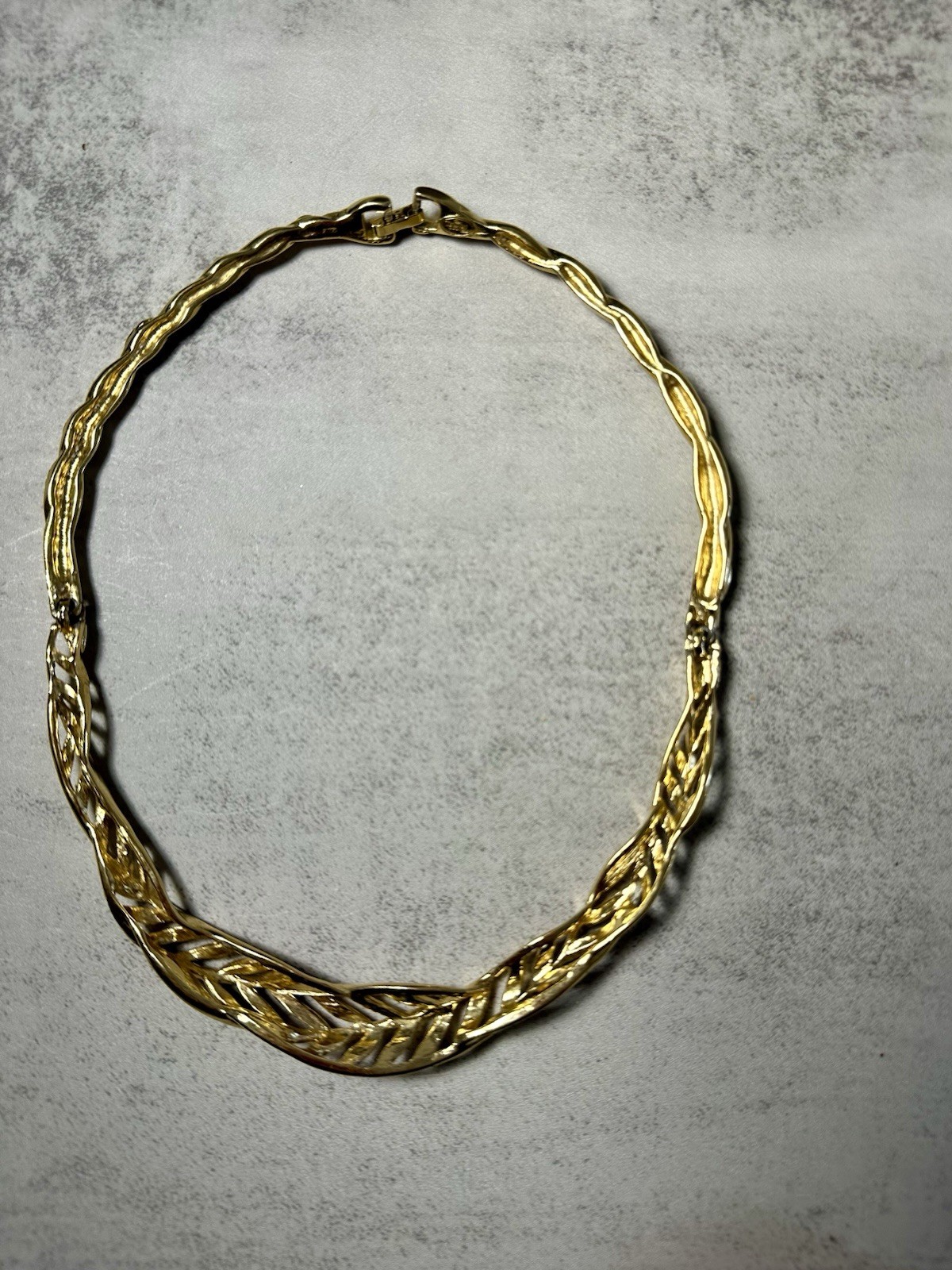 TRIFARI Structured Signed Statement Choker Collar… - image 7