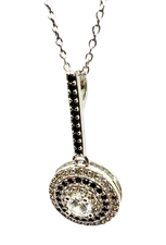 Elegant Slide Necklace – Timeless Round Black Pendant Jewelry