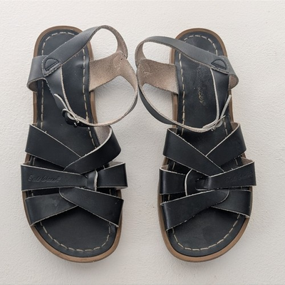 #ad Women#x27;s Salt Water Sandals 7 Navy Blue Leather Shoes $25.00