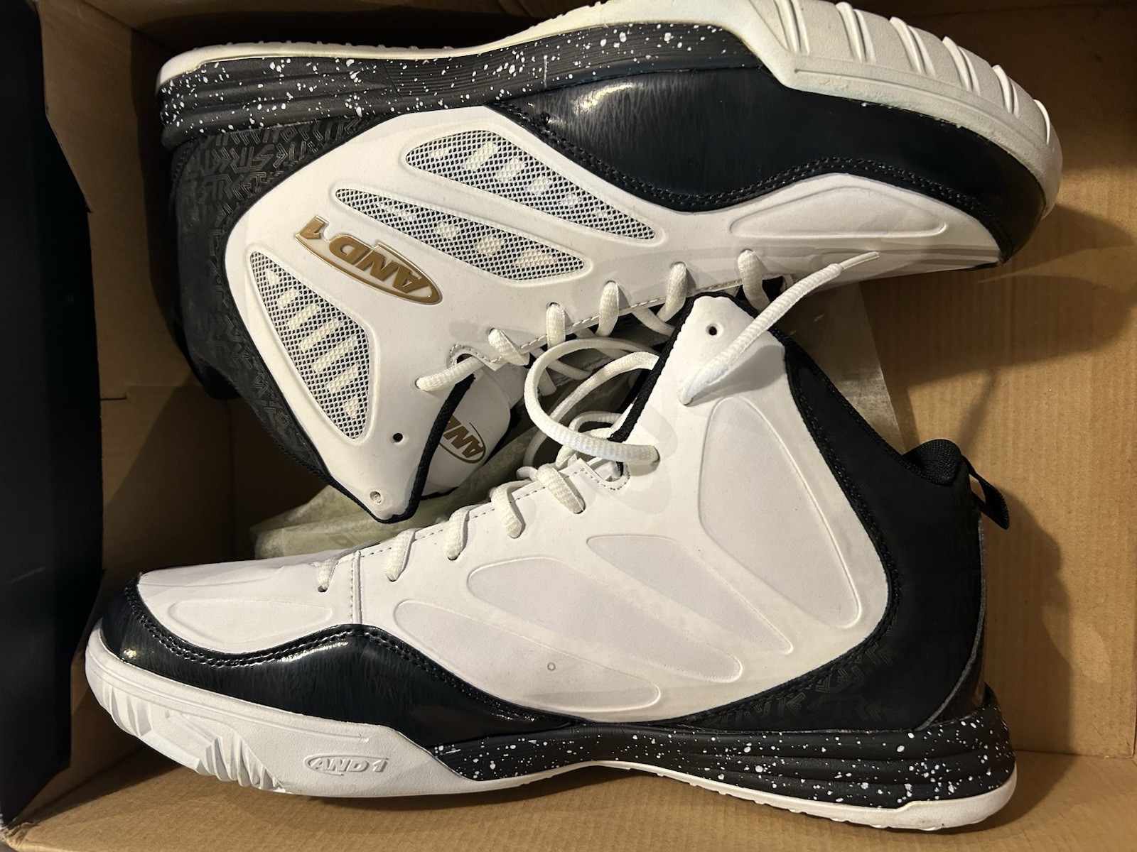 AND1 Tactic Basketball Shoes