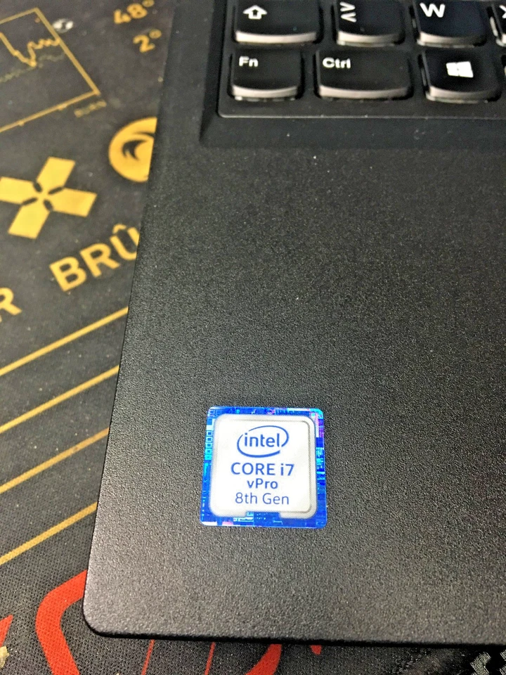 Lenovo ThinkPad P52 · i7-8850H · 64GB · 715GB, photo 4 sur 5