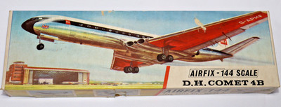 AIRFIX  SK500 RED STRIPE D.H. COMET 4B BEA 1:144