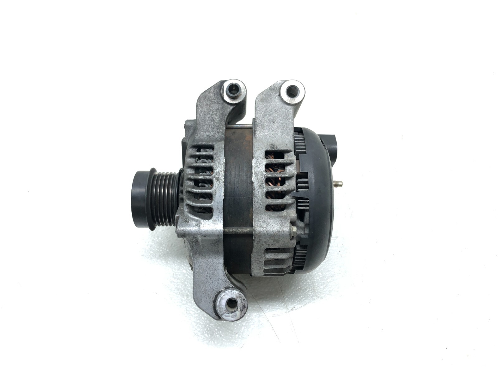 2014-2020 MASERATI GHIBLI SQ4 3.0L V6 ENGINE ALTERNATOR GENERATOR OEM DENSO.