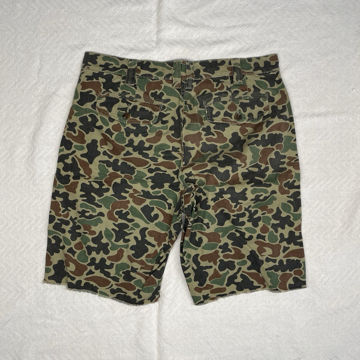 パンツ AMAMI 1piu1uguale3 CAMO SHORTS 1piu1uguale3（ショートパンツ）のフリマアイテム一覧