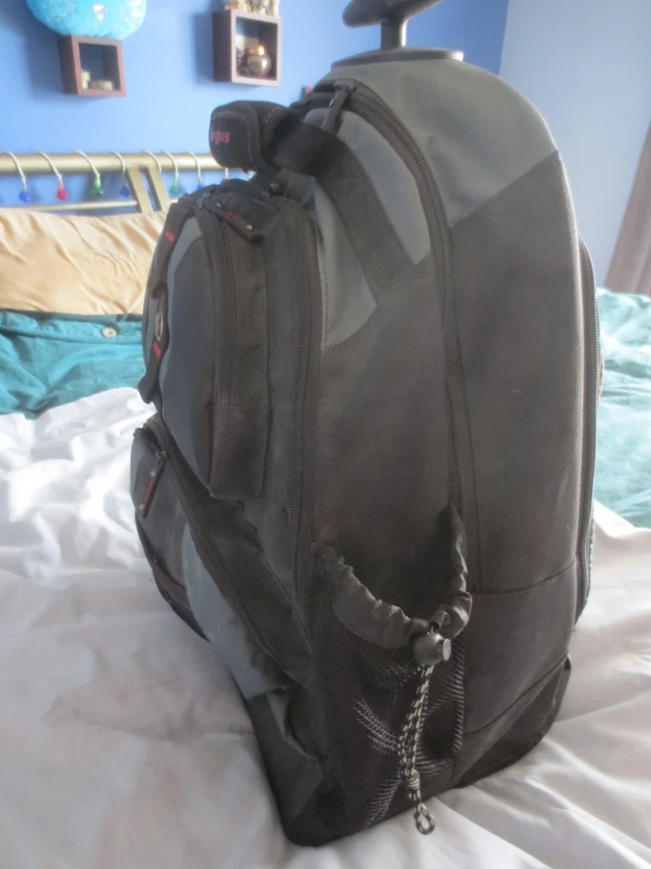 Targus Travel Pull Up Handle Wheeled Backpack Bag Model  - Image 4 of 4