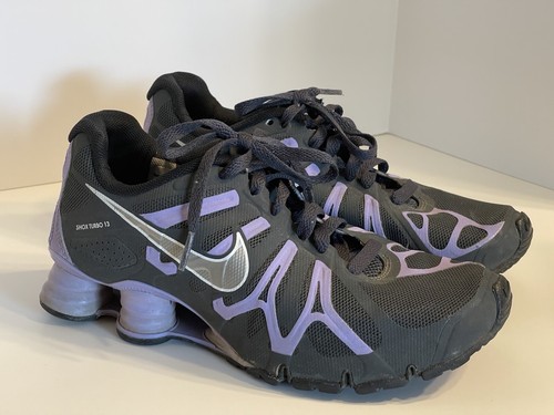 Inconcebible Sympton deuda Nike Shox Turbo 13 Black Purple Athletic Women Running Sneaker 525156-005 Sz 6.5 | eBay Inconcebible Sympton deuda Nike Shox Turbo 13 Black Purple Athletic Women Running Sneaker 525156-005 Sz 6.5 | eBay