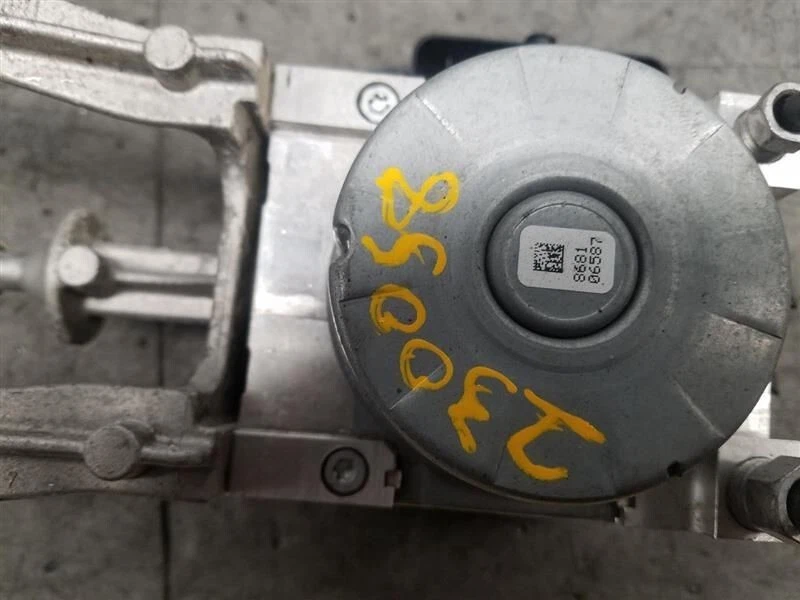 2018-2022 Chrysler 300 Abs Pump Anti Lock Brake w/o adaptive cruise Assembly OEM - Image 3 of 4