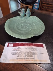 BallyMorris Pottery Bird Bath / Feeder with 2 Birds attached 10.25" Diameter EXC