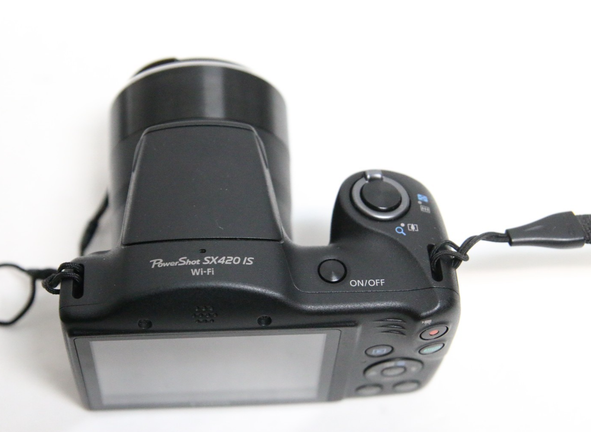Canon PowerShot SX420 IS 20.0 MP 42X Optical Zoom Digital Camera