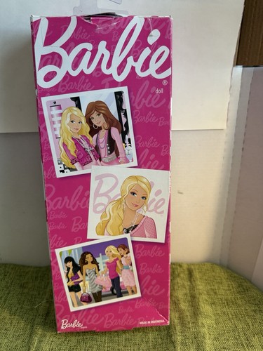 Mattel Barbie Fab Life Doll Pink & Black Skirt Hair Accessories T3779 2009 - Zdjęcie 2 z 8