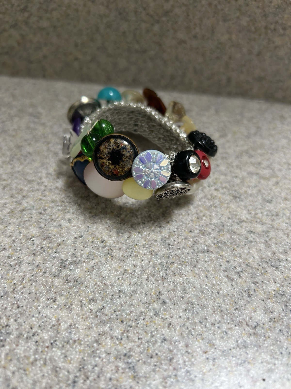 button bracelet handmade - image 2