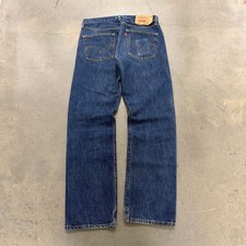 Vintage Style Levi  s 501 Dark Wash Straight Leg Jeans W32 L32