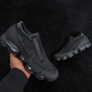 nike laceless vapormax