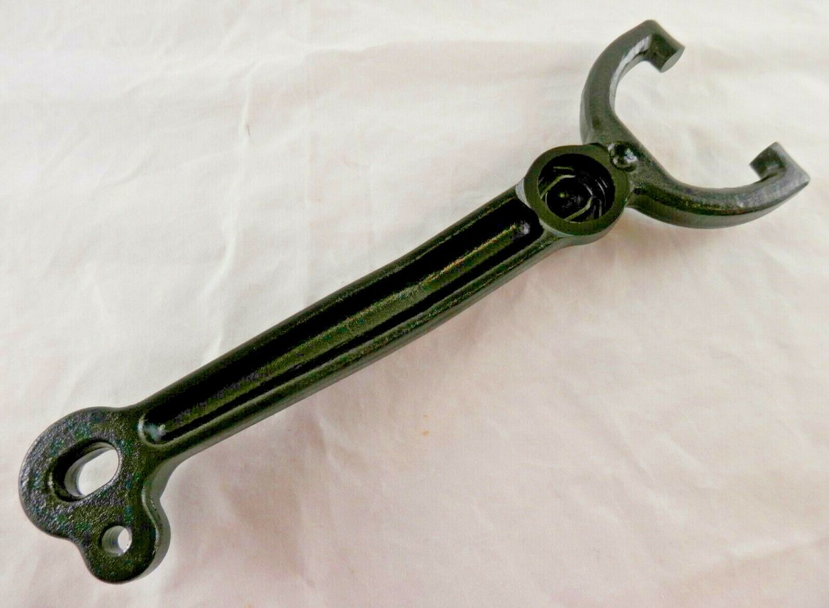 Clutch Fork 90-03 Chevy GMC Medium Duty Trucks Diesel Engines 
