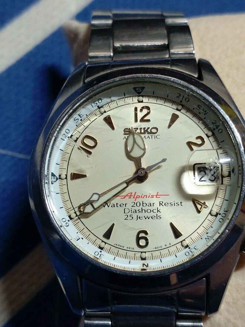 SEIKO Red Alpinist SCVF007 4S15-6000 Ivory 200m Automatic Men