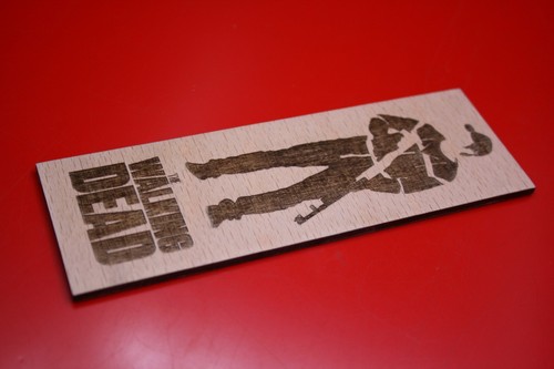 Wooden Bookmark Walking Dead Glen Silhouette Logo - Imagen 2 de 4