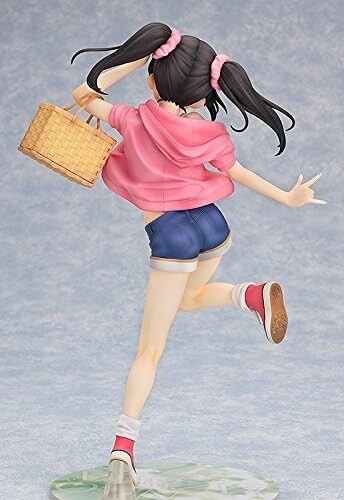 Love Live! Nico Yazawa Picnic Girl 1:8 PVC Figure Good Smile