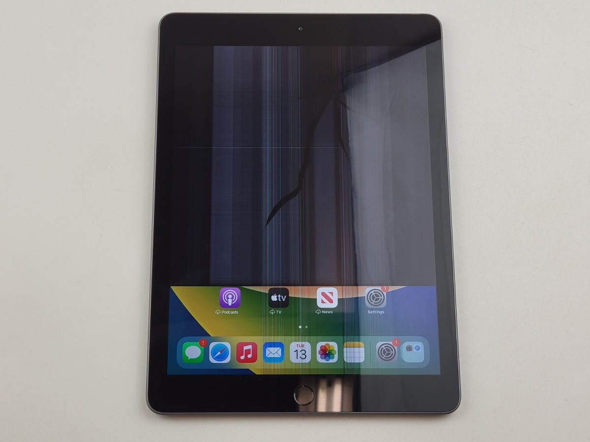 Apple iPad (6th Gen.) (A1893) 32GB - Space Gray (Wi-Fi Only
