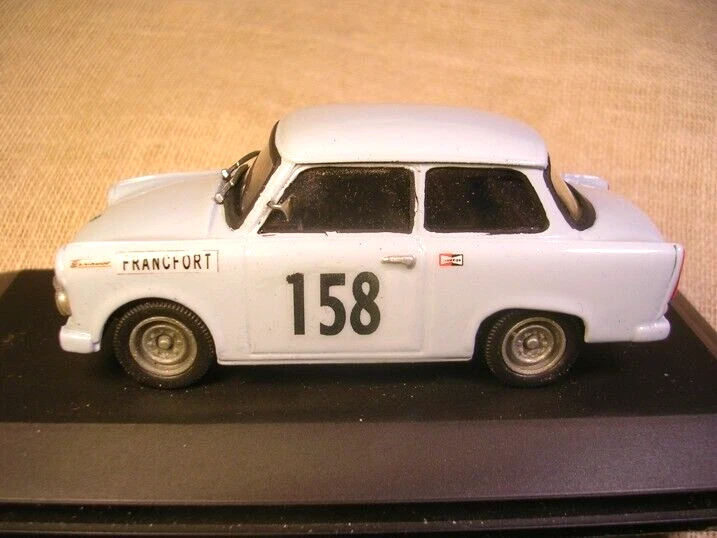TRABANT 601 - RALLY MONTECARLO 1970 - ASMUS-PIEHLER - ELABORAZIONE VITESSE -1/43 - Immagine 4 di 4
